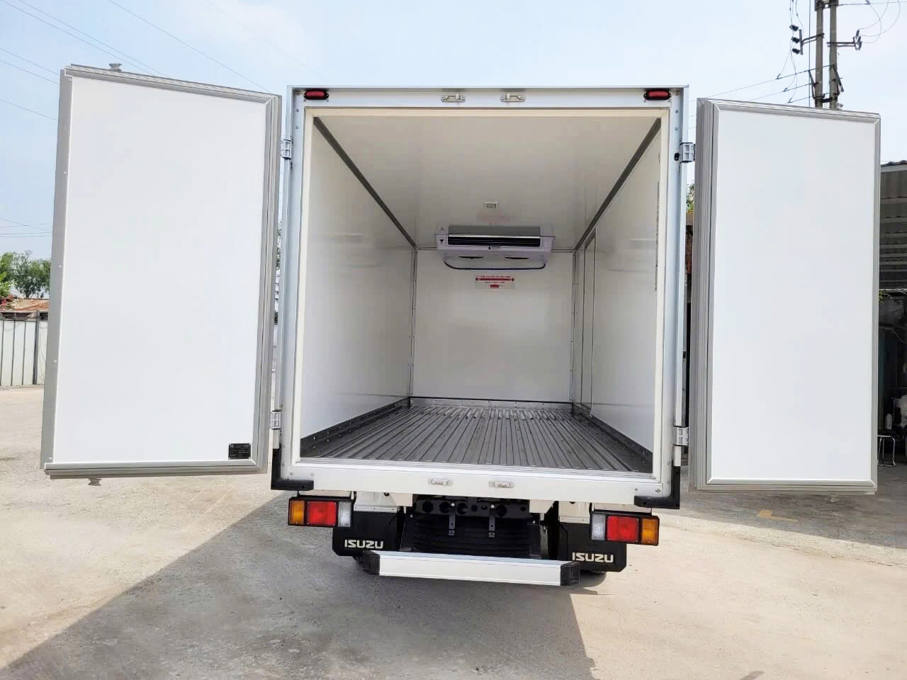 cho thuê xe tải đông lạnh